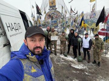 Віта Присяжнюк, Євген Хмара та БФ молодіжних ініціатив "Надія" здійснили 205-ту поїздку на фронт.