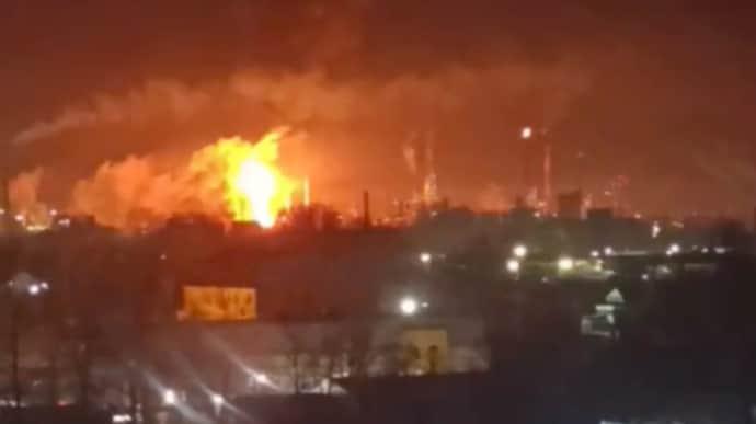 Drones struck one of the largest oil refineries in Russia.